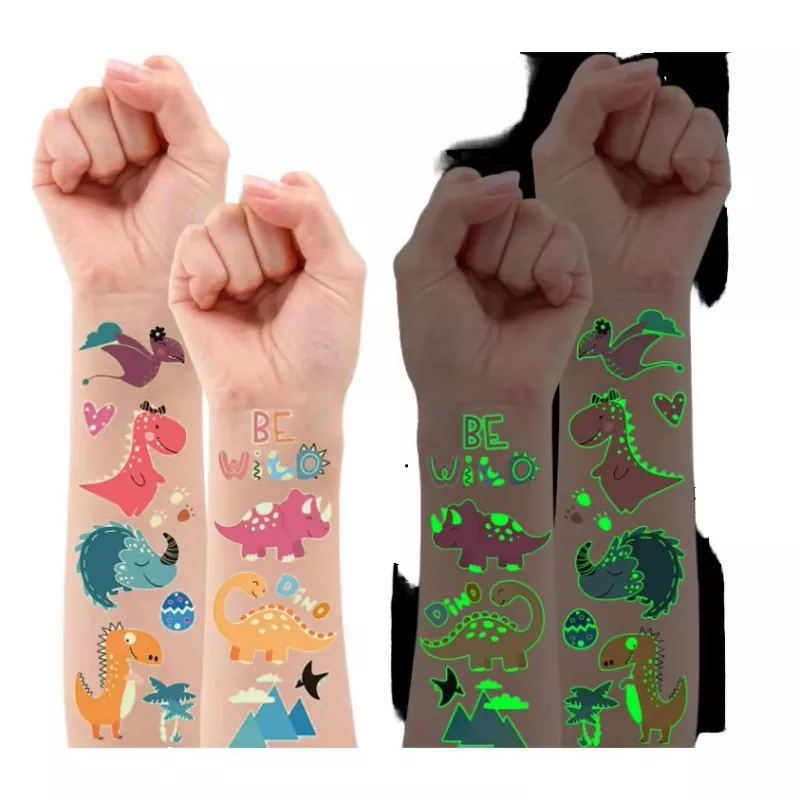 Tamsoje švytintis tatuiruotės lipdukas